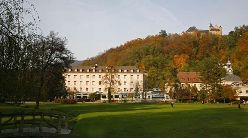 Grand Hotel & Spa Uriage Saint-Martin-d'Uriage ภายนอก รูปภาพ